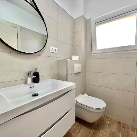 Apartman In 42942 Dramalj